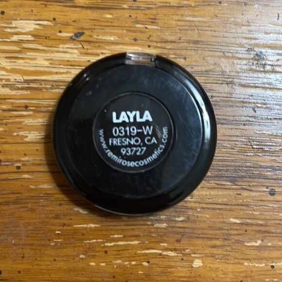 🎉4/$15🎉 Remi Rose | Eyeshadow Duo | Layla - Picture 2 of 2